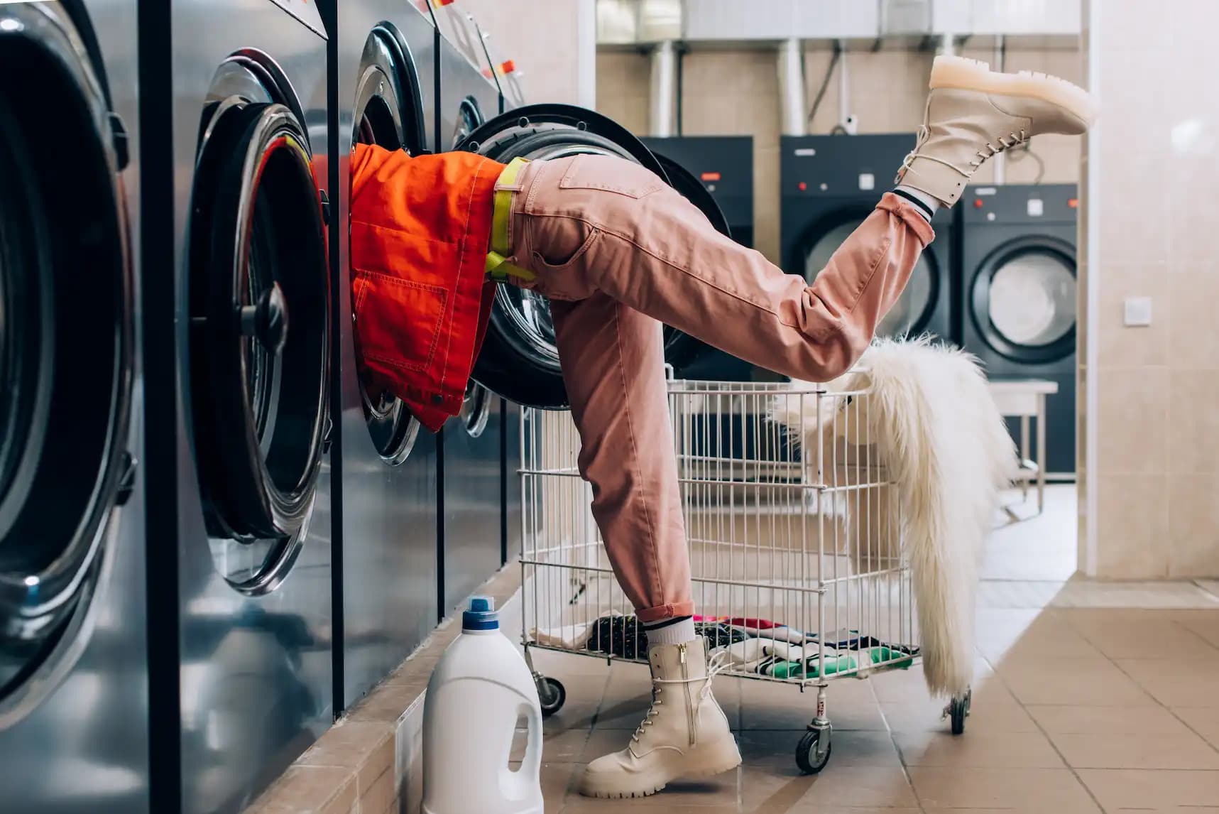 Self Service vs Full Service Launderette in Cardiff - Which Is Better?